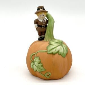Avon 1990 Pilgrim Boy Pumpkin Figurine Bell Thanksgiving Decor Harvest Farmhouse